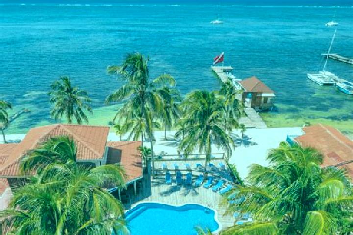 Quinn, 31 — Escort in San Miguel, Belize