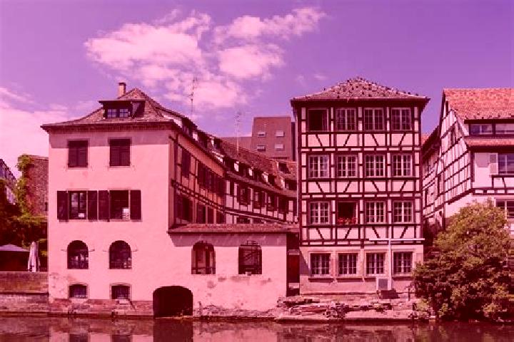 Quinn, 31 — Escort in Souffelweyersheim, France