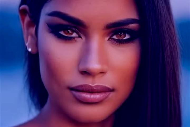 Quinn, 32, a black grey-eyed latina companion based in Grosswangen. Offering Girlfriend Experience, A-Level, GFE. Available for incall and outcall, overnight...