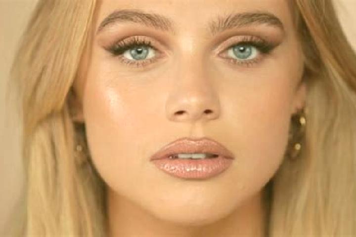 Quinn, 32, a blonde blue-eyed caribbean companion based in Carricola. Offering A-Level, Overnight, Couples. Available for incall and outcall, day and evening...