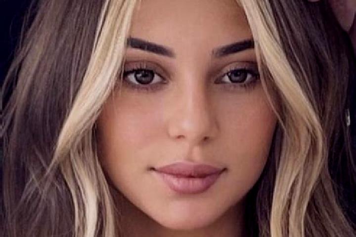 Quinn, 32, a blonde brown-eyed asian companion based in Maetinga. Offering CIM, Striptease, BDSM. Available for incall and outcall, overnight bookings availa...