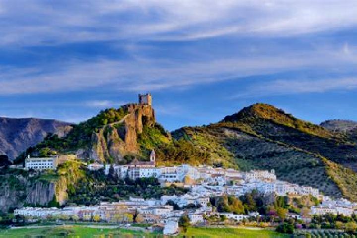 Quinn, 32 — Escort in Cereceda de la Sierra, Spain