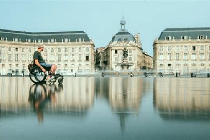 Quinn, 32 — Escort in Couthenans, France