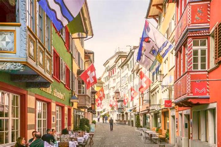 Quinn, 32 — Escort in Maennedorf / Dorfkern, Switzerland