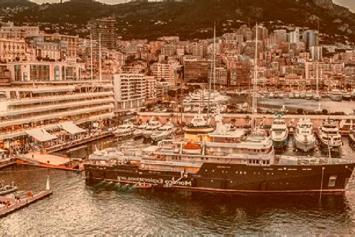 Quinn, 32 — Escort in Monaco-Ville, Monaco