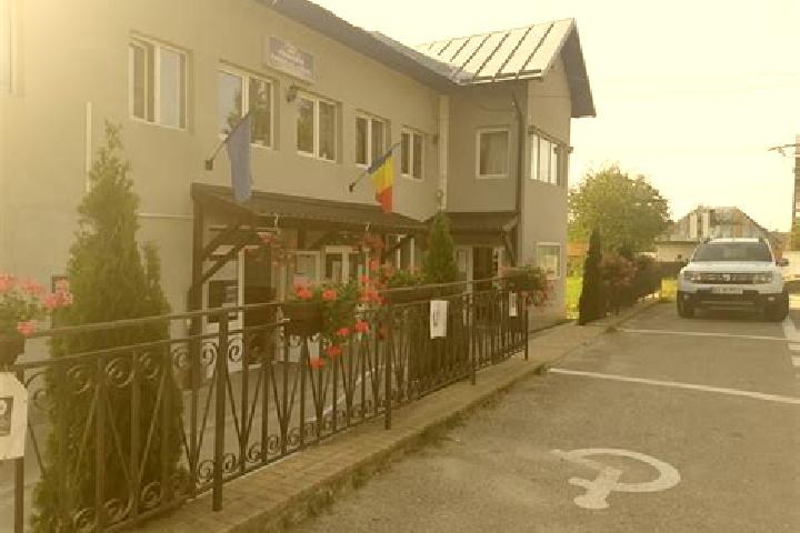 Quinn, 32 — Escort in Sperieteni, Romania
