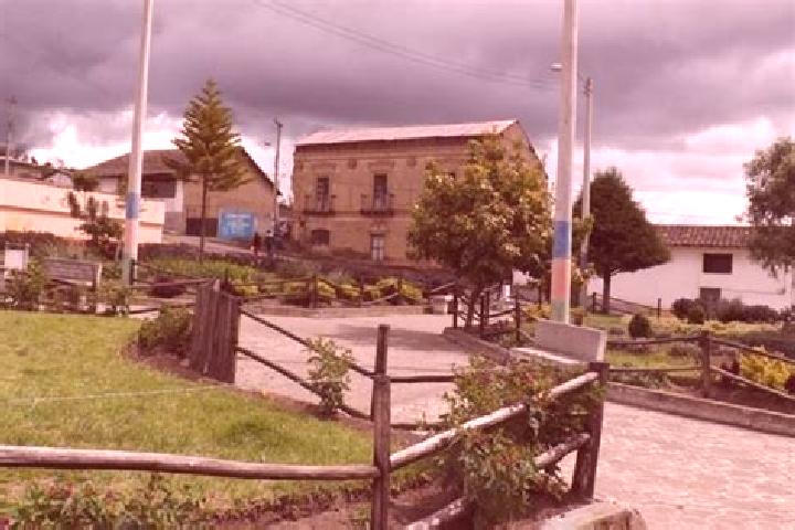 Quinn, 32 — Escort in Tocachi, Ecuador