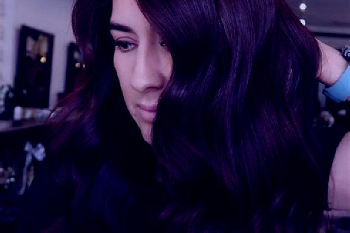 Quinn, 33, a auburn dark-eyed slavic companion based in Luzinay. Offering CIM, Erotic Massage, OWO. Available for incall and outcall, day and evening dates.