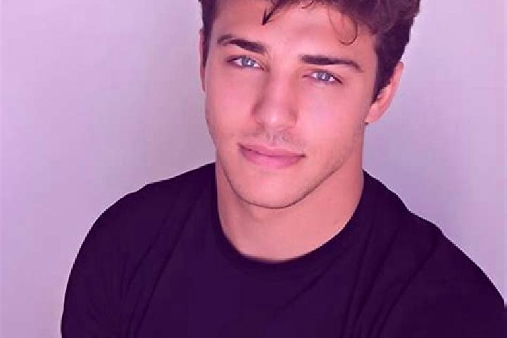 Quinn, 33, a brunette green-eyed mixed companion based in Wojnicz. Offering OWO, Travel Companion, Erotic Massage, Fetish, Dinner Date. Available for incall ...