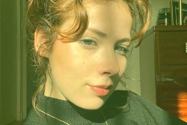 Quinn, 33, a red blue-eyed latina companion based in Lindeberg. Offering Girlfriend Experience, Duos, OWO. Available for incall and outcall, day and evening ...
