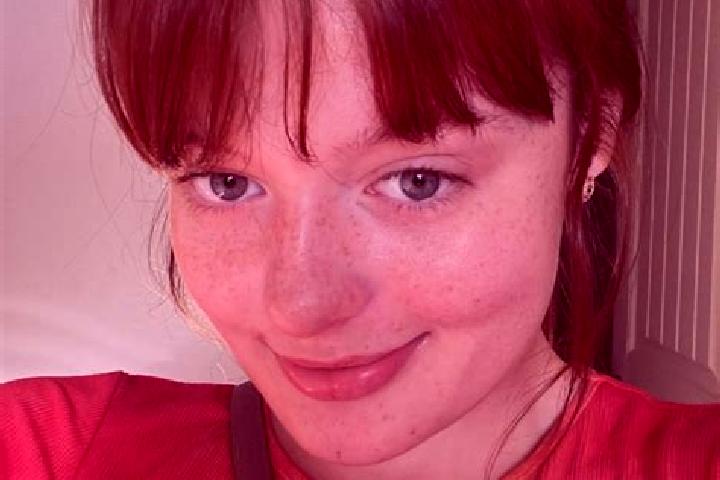 Quinn, 33, a red green-eyed european companion based in Pangbourne. Offering Erotic Massage, CIM, Couples, GFE, Striptease. Available for incall and outcall,...