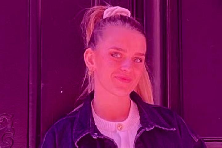 Quinn, 33 — Escort in Chabreloche, France