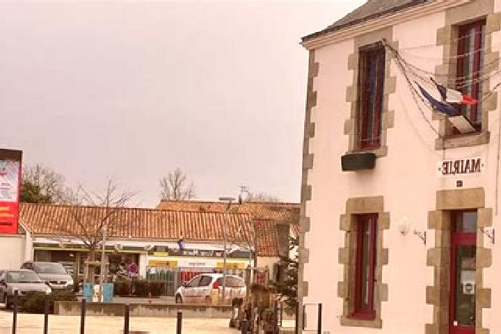 Quinn, 33 — Escort in Froidfond, France