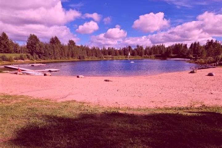 Quinn, 33 — Escort in Pyhaeselkae, Finland