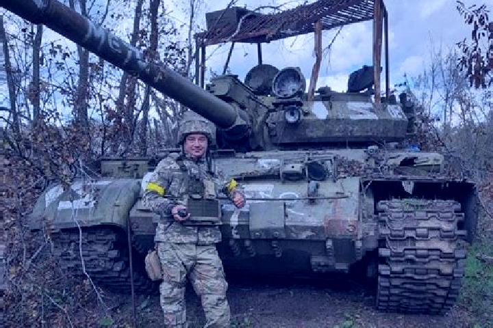 Quinn, 33 — Escort in Yehorivka, Ukraine