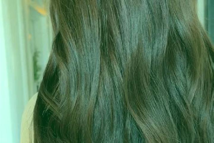 Quinn, 34, a red brown-eyed european companion based in Soplin Vargas. Offering Massage, Striptease, Fetish, GFE. Available for incall and outcall, day and e...