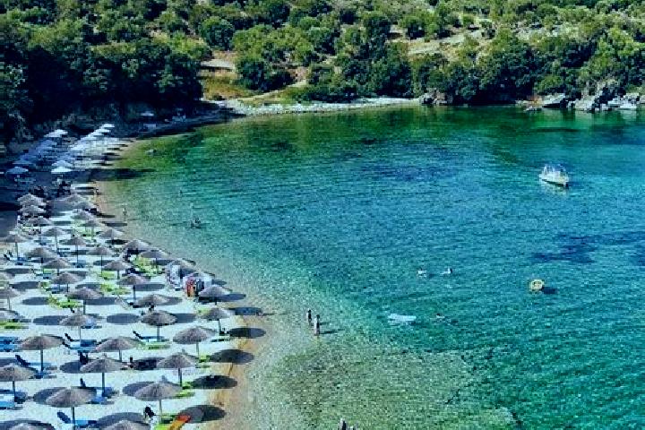 Quinn, 34 — Escort in Agia Paraskevi Lamieon, Greece