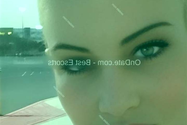 Quinn, 34 — Escort in Gerber, United States