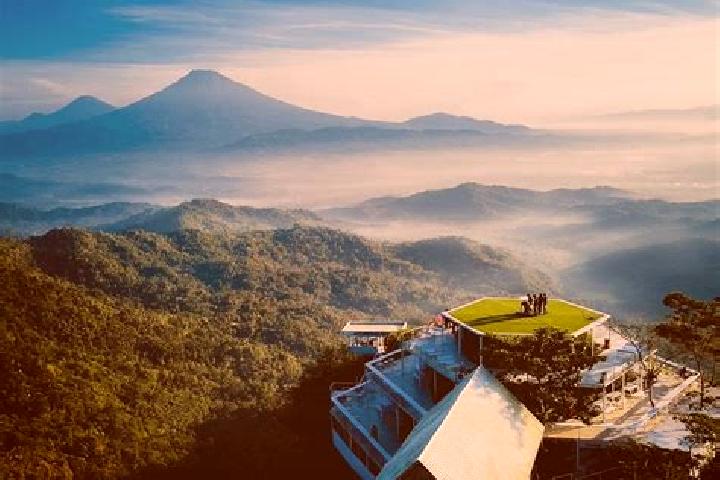 Quinn, 34 — Escort in Lambangan Kulon, Indonesia