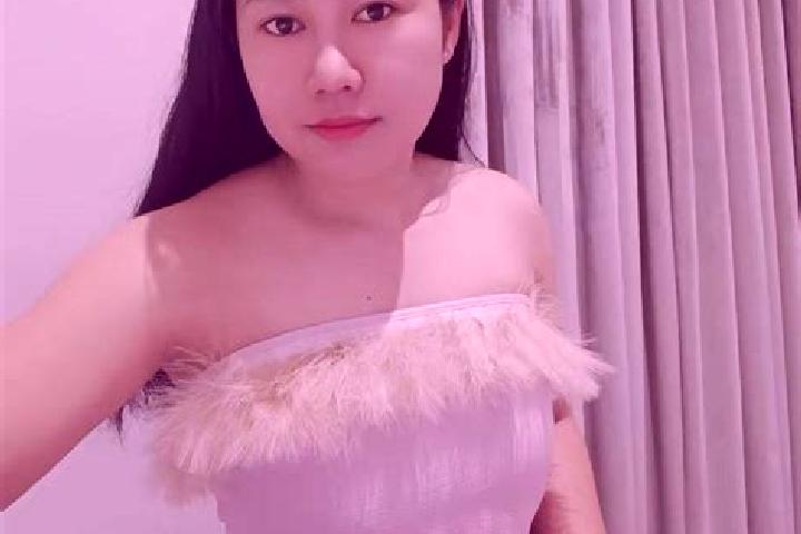 Quinn, 34 — Escort in Payapa, Philippines