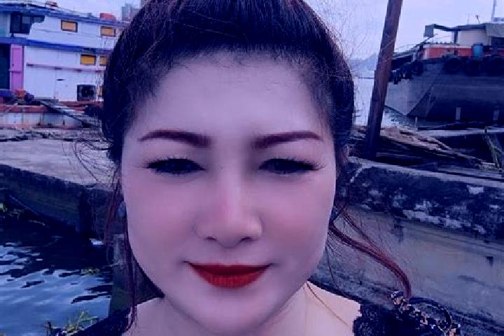 Quinn, 34 — Escort in Suban, China