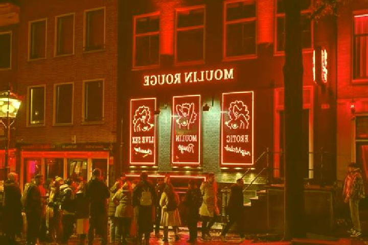 Quinn, 34 — Escort in Vieux-Moulin, France