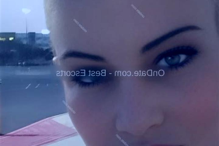 Quinn, 34 — Escort in Zhuru, China