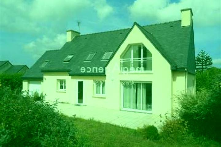 Quinn, 35 — Escort in Minihy-Treguier, France