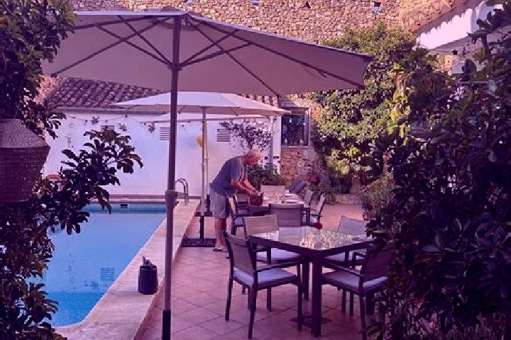 Quinn, 35 — Escort in Rafelguaraf, Spain