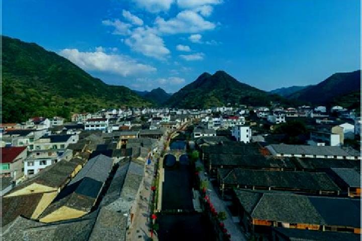 Quinn, 35 — Escort in Yangbu, China