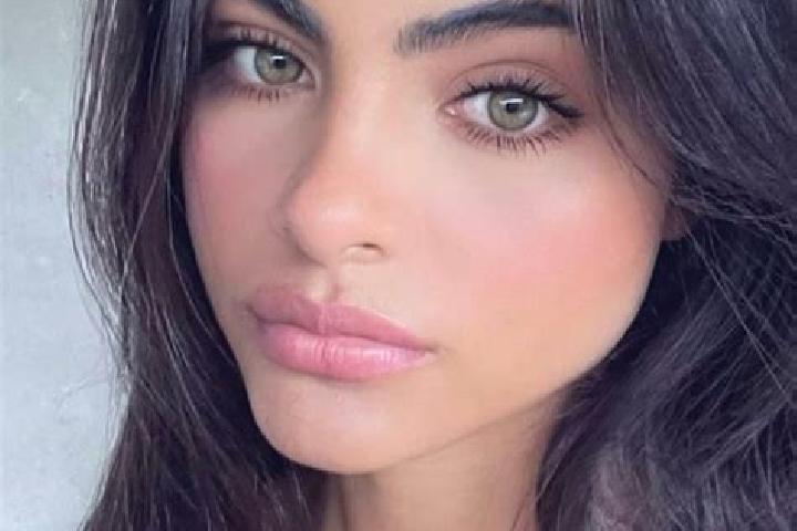 Quinn, 36, a black dark-eyed european companion based in Mitreni. Offering Erotic Massage, Dinner Date, A-Level, Overnight, Duos. Available for incall and ou...