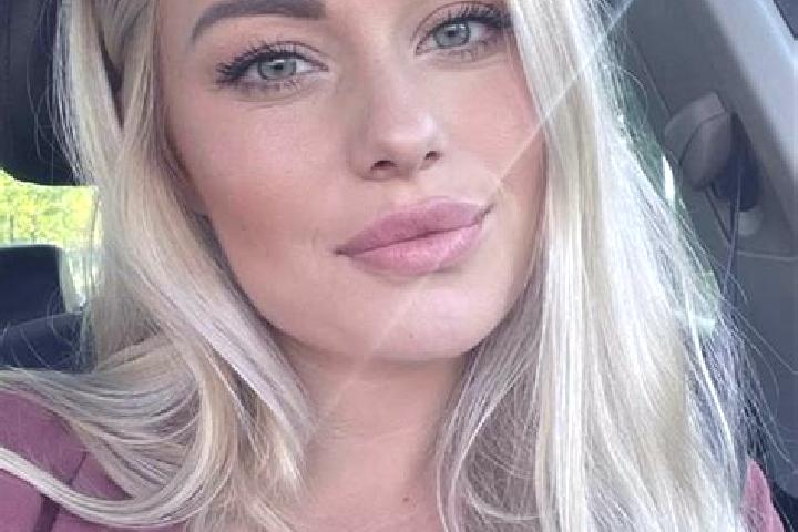Quinn, 36, a blonde hazel-eyed mediterranean companion based in Costa Sant Abramo. Offering A-Level, BDSM, Couples. Available for incall and outcall, overnig...