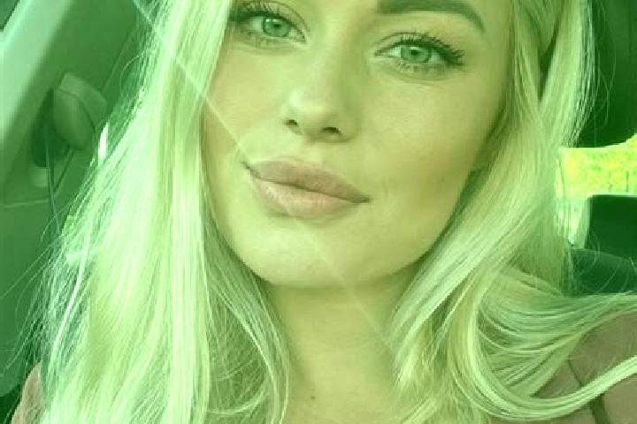 Quinn, 36, a blonde hazel-eyed middle eastern companion based in Oirschot. Offering Couples, Girlfriend Experience, Roleplay. Available for incall and outcal...