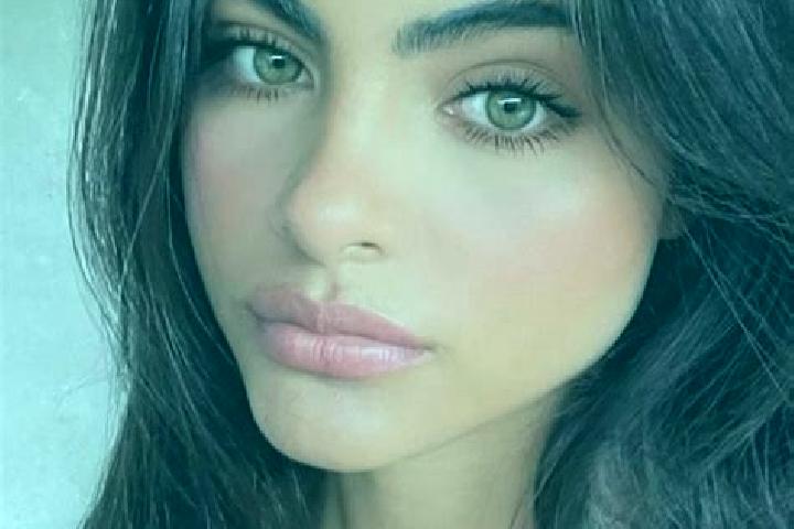 Quinn, 36, a brunette amber-eyed indian companion based in Korneuburg. Offering Prostate Massage, CIM, A-Level. Available for incall and outcall, day and eve...