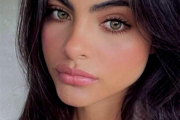 Quinn, 36, a brunette green-eyed caribbean companion based in Ecouviez. Offering Tantra, Prostate Massage, Domination, Overnight. Available for incall and ou...