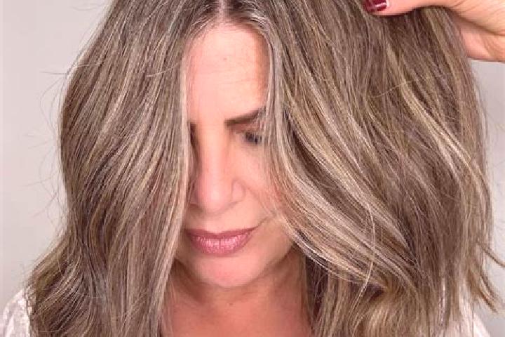 Quinn, 36, a dark blonde grey-eyed mixed companion based in Tuncheng. Offering Striptease, CIM. Available for incall and outcall, day and evening dates.