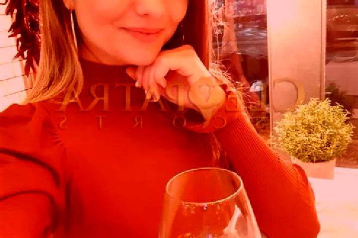 Quinn, 36, a red dark-eyed latina companion based in Mile and a Quarter. Offering BDSM, Prostate Massage, Dinner Date, OWO, Domination. Available for incall ...