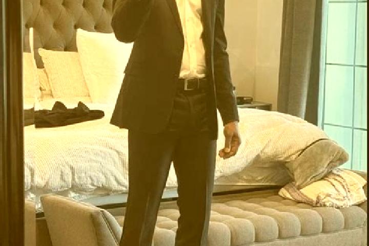 Quinn, 37, a black dark-eyed european companion based in Cimarron. Offering Tantra, GFE, Couples, Striptease. Available for incall and outcall, day and eveni...