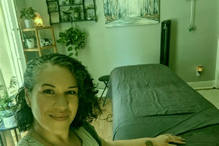 Quinn, 37, a black grey-eyed mixed companion based in Banks. Offering Couples, A-Level, Overnight, Massage, Dinner Date. Available for incall and outcall, da...