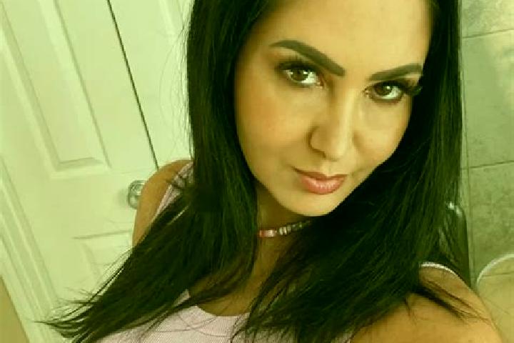 Quinn, 37, a black hazel-eyed mixed companion based in Sierscheid. Offering Fetish, Roleplay, Erotic Massage, Girlfriend Experience, Deep French Kissing. Ava...