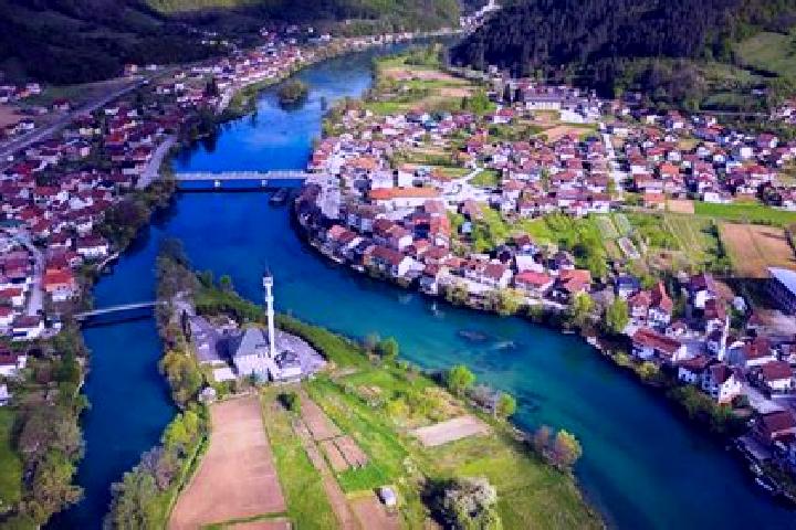 Quinn, 37 — Escort in Bosansko Grahovo, Bosnia and Herzegovina