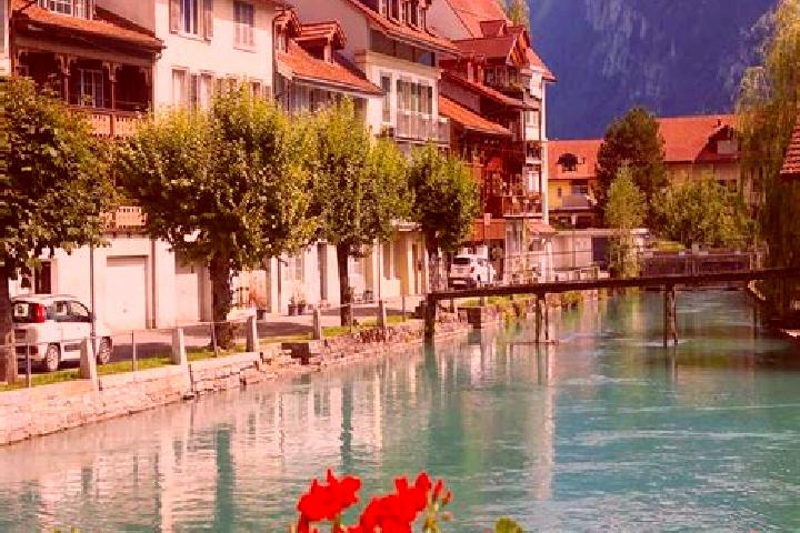 Quinn, 37 — Escort in Schoftland, Switzerland