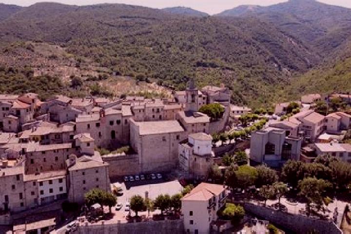 Quinn, 37 — Escort in Stroncone, Italy