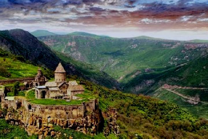 Quinn, 37 — Escort in Verishen, Armenia