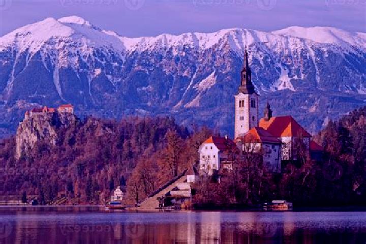 Quinn, 37 — Escort in Vuhred, Slovenia