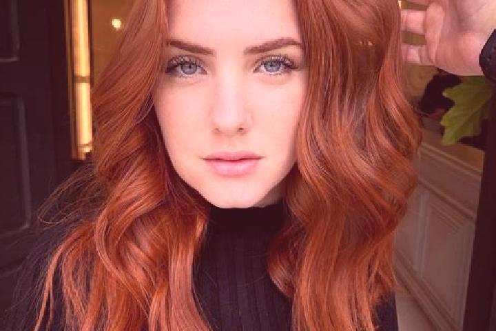 Quinn, 38, a auburn blue-eyed middle eastern companion based in Zakumuiza. Offering GFE, Duos, Couples. Available for incall and outcall, day and evening dates.