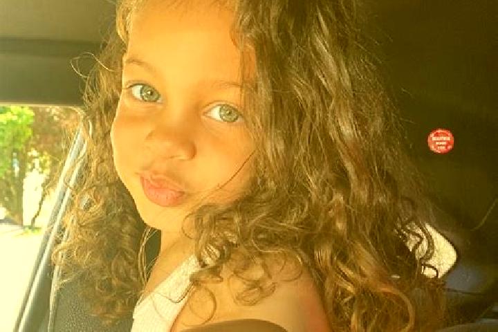 Quinn, 38, a auburn blue-eyed mixed companion based in Lengue Kouadjokro. Offering Striptease, OWO. Available for incall and outcall, overnight bookings avai...