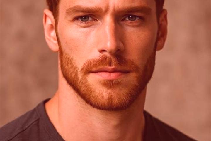 Quinn, 38, a auburn grey-eyed indian companion based in Macas. Offering CIM, Duos, OWO. Available for incall and outcall, day and evening dates.