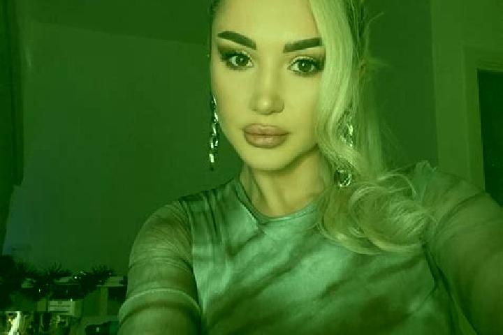 Quinn, 38, a blonde dark-eyed middle eastern companion based in Rampur. Offering Girlfriend Experience, Party Girl, A-Level, GFE. Available for incall and ou...