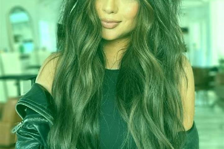 Quinn, 38, a brunette dark-eyed asian companion based in Viterne. Offering Overnight, Party Girl, BDSM. Available for incall and outcall, day and evening dates.
